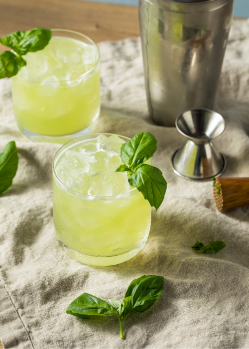 Gin basil smash