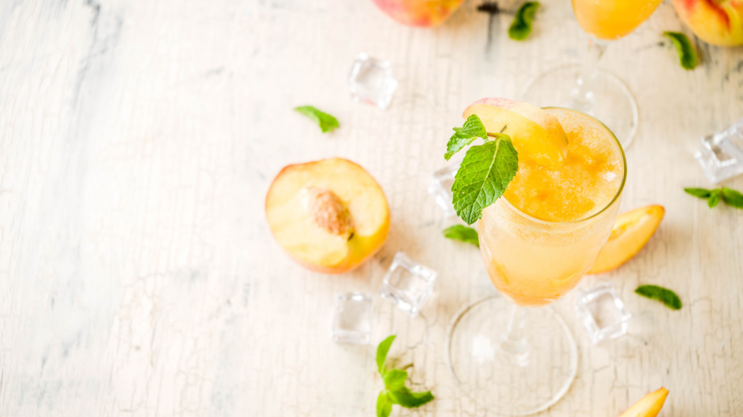 5 Prosecco Cocktail Recipes to Celebrate Summer