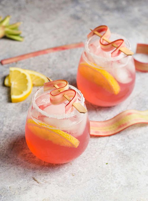 Rhubarb lemon fizz